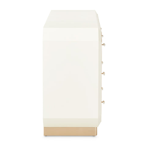 La Rachelle Dresser