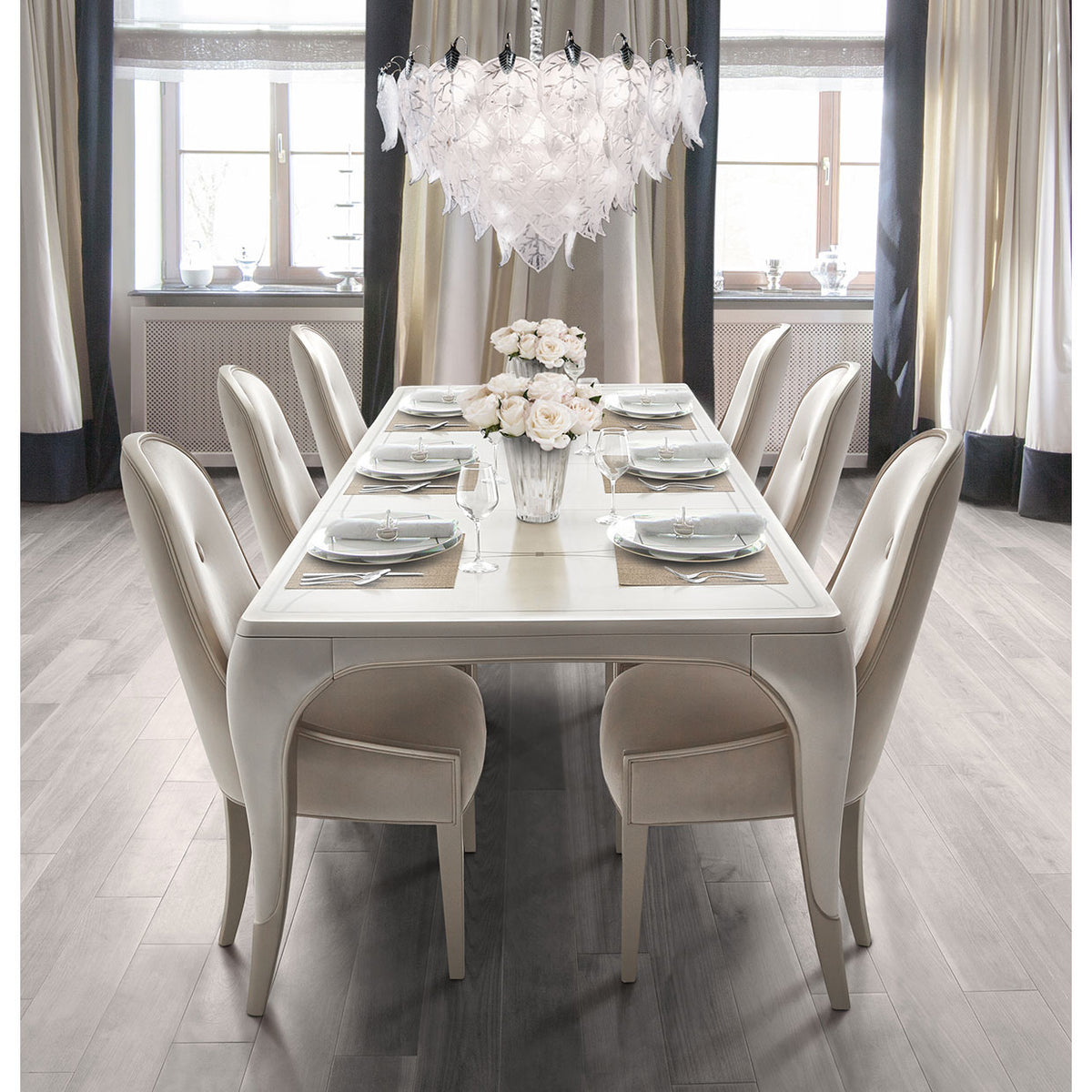London Place Rectangular Dining Table (Includes 2 - 24 leaves)